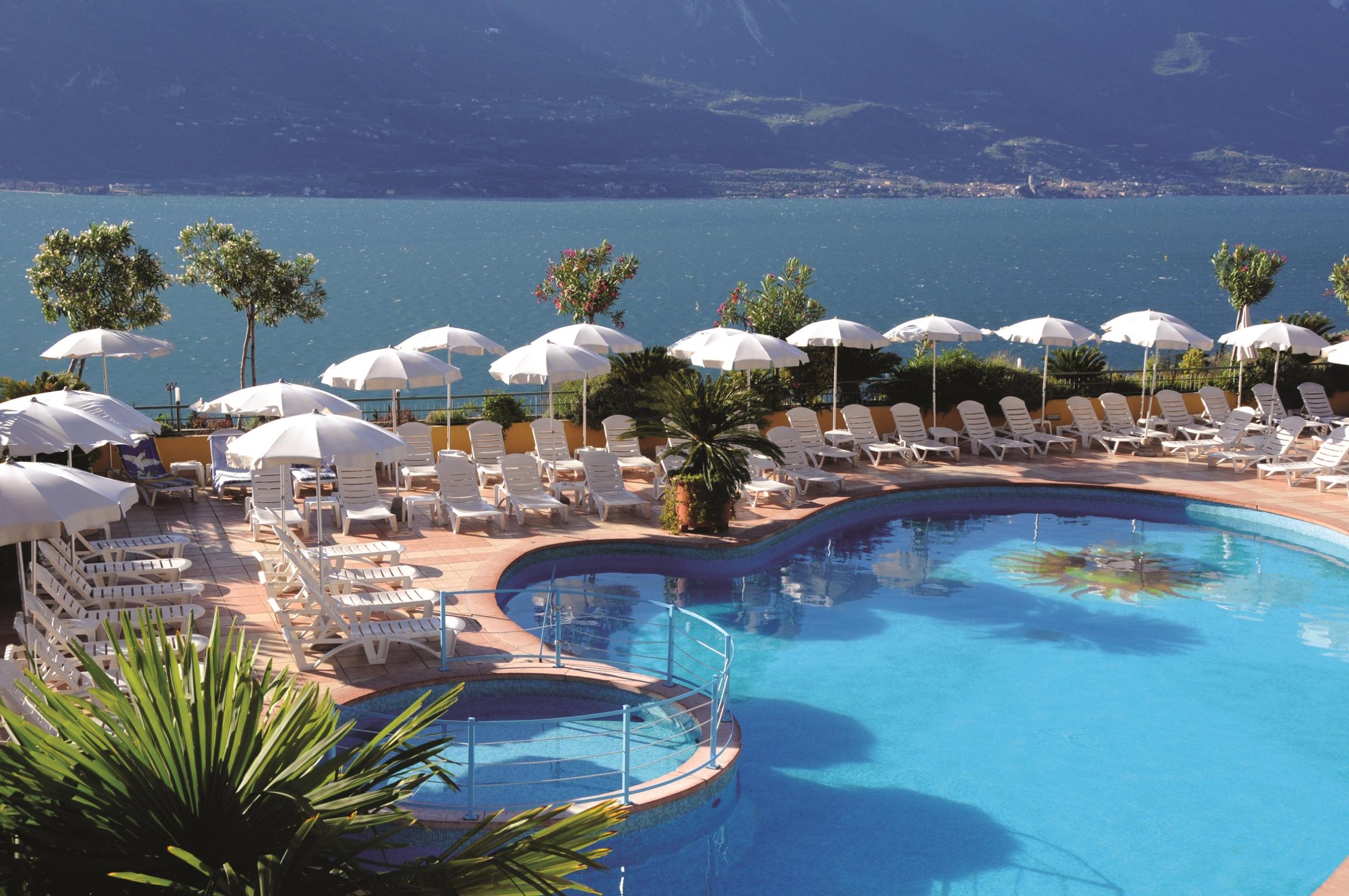 Hotel San Pietro Limone sul Garda Exterior photo